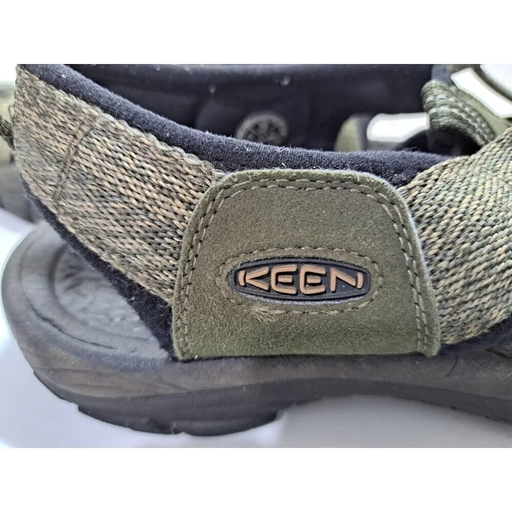 Keen Women's 10 Newport Green Cap Toe Hiking Fisherman Anatomic Footbed Sandals